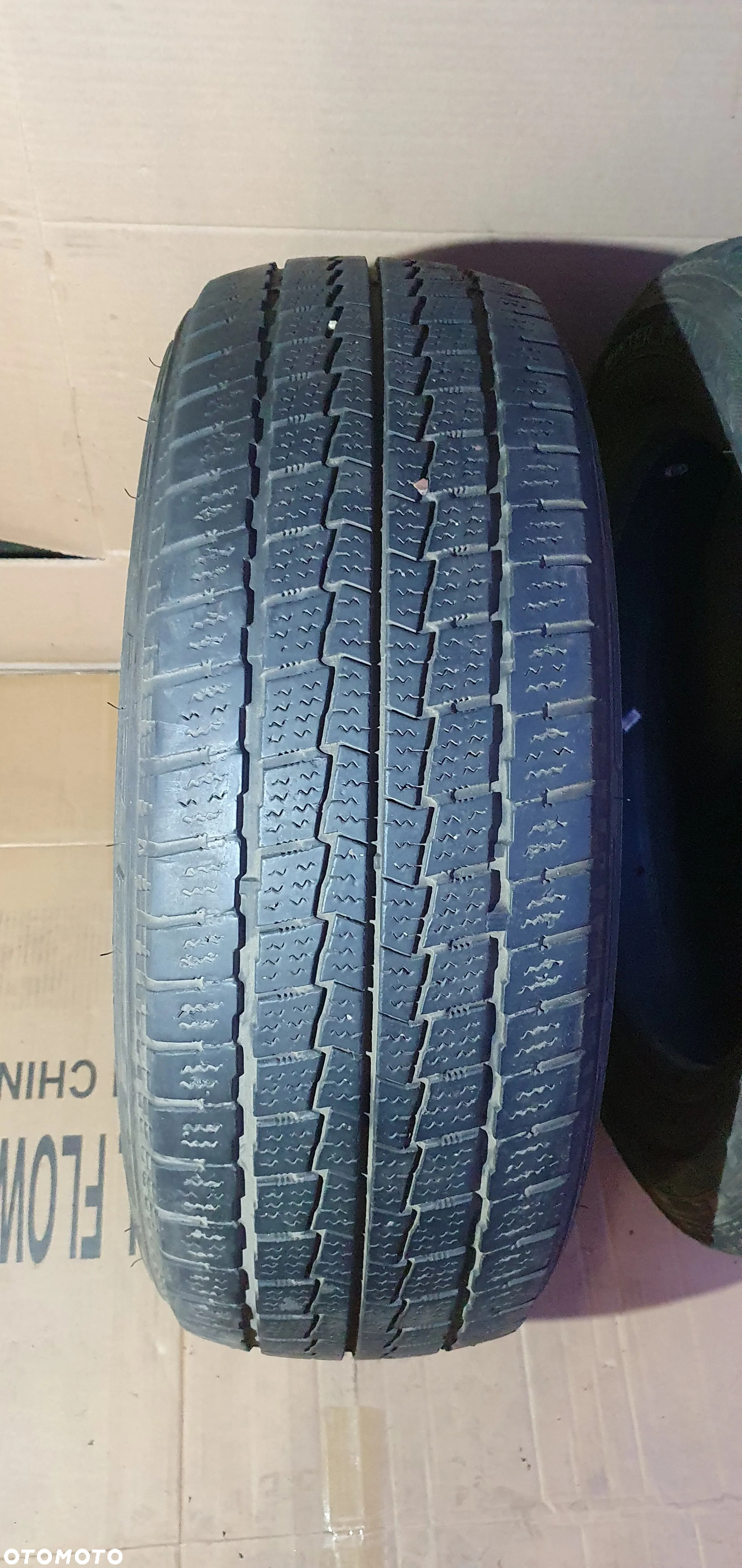 2X Opona Hankook Winter RW06 215/60 R17C 5mm 4109 - 4