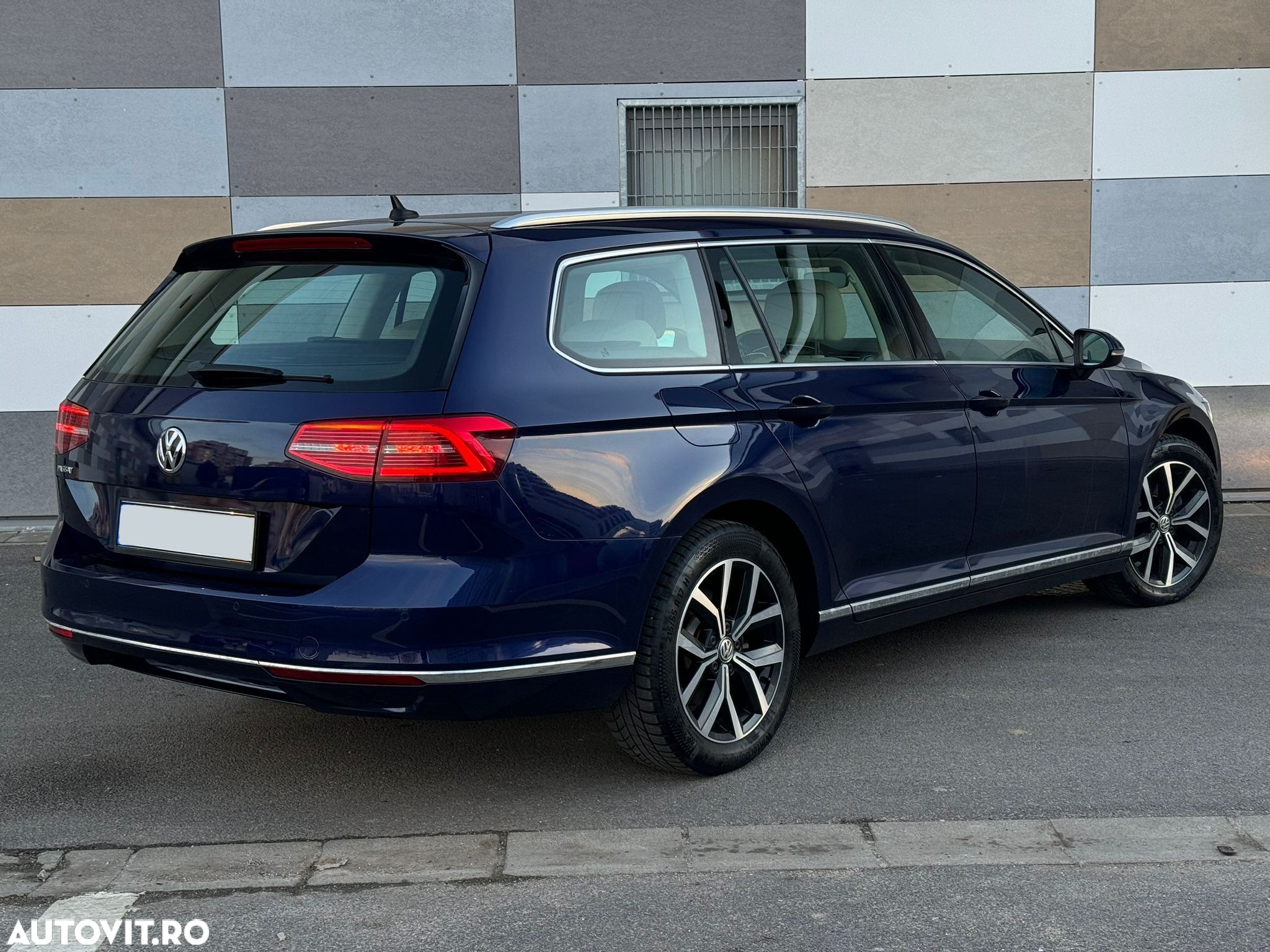 Volkswagen Passat Variant 2.0 TDI DSG Highline - 6