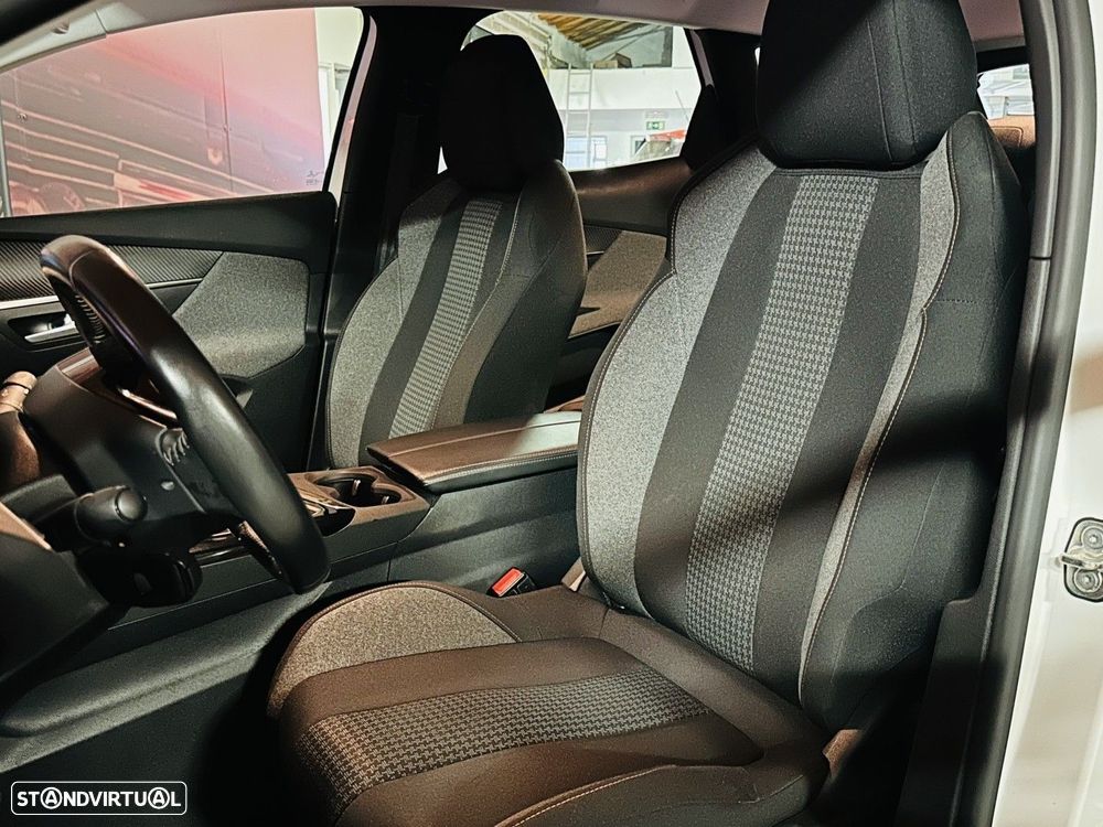 Peugeot 3008 1.2 PureTech Active Pack - 6