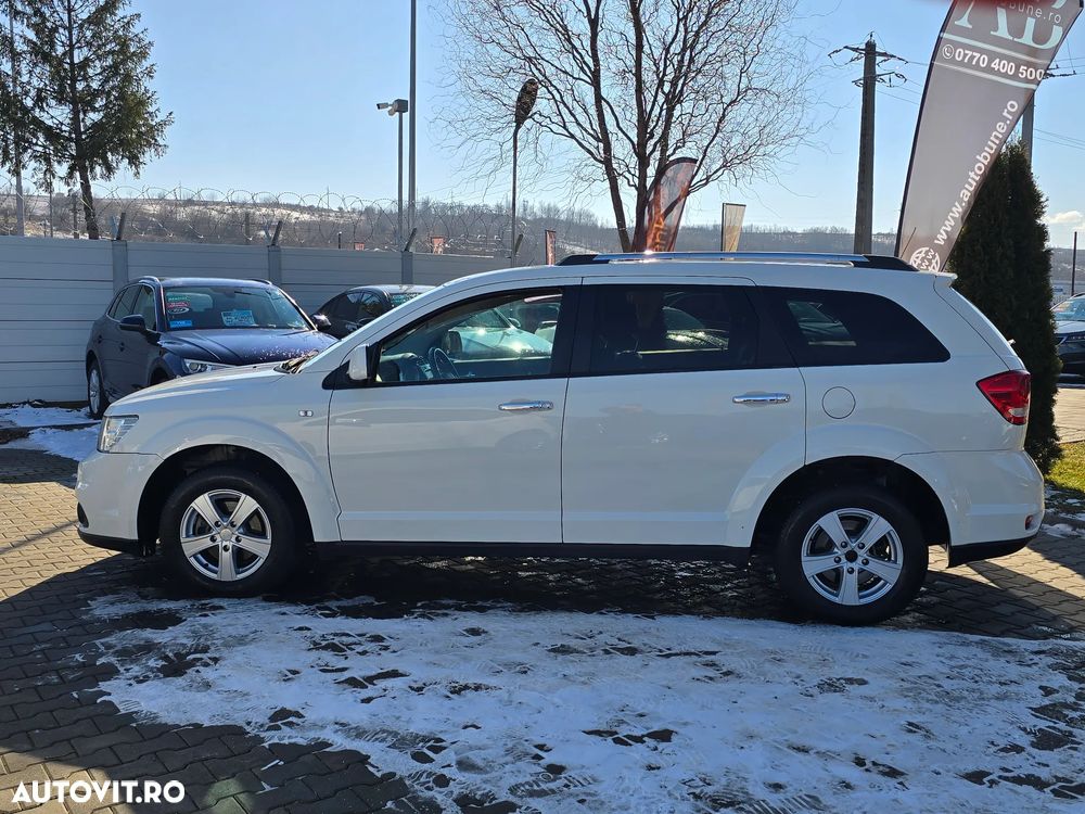 Fiat Freemont 2.0 Multijet 16V DPF Automatik Allrad Lounge - 2