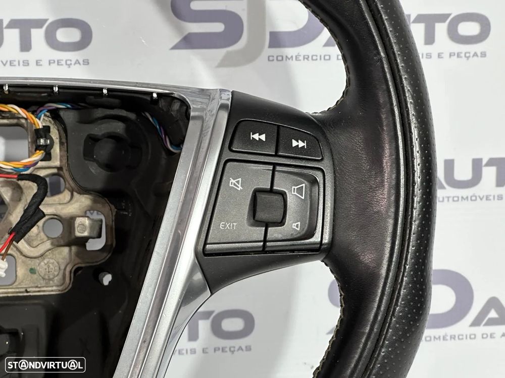 Volante (R-Design) - Volvo V40 - 3