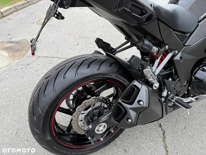 Kawasaki Ninja 1000 SX - 16