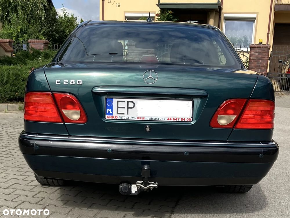 Mercedes-Benz Klasa E - 11