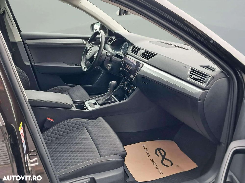 Skoda Superb 2.0 TDI DSG Ambition - 12
