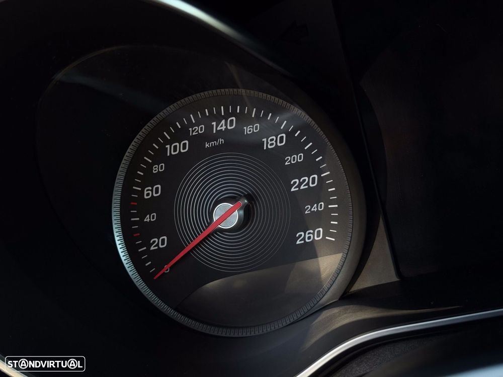 Mercedes-Benz C 250 BlueTEC AMG Line Aut. - 19