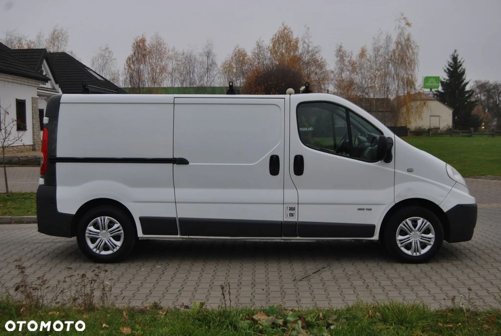 Renault Trafic - 13