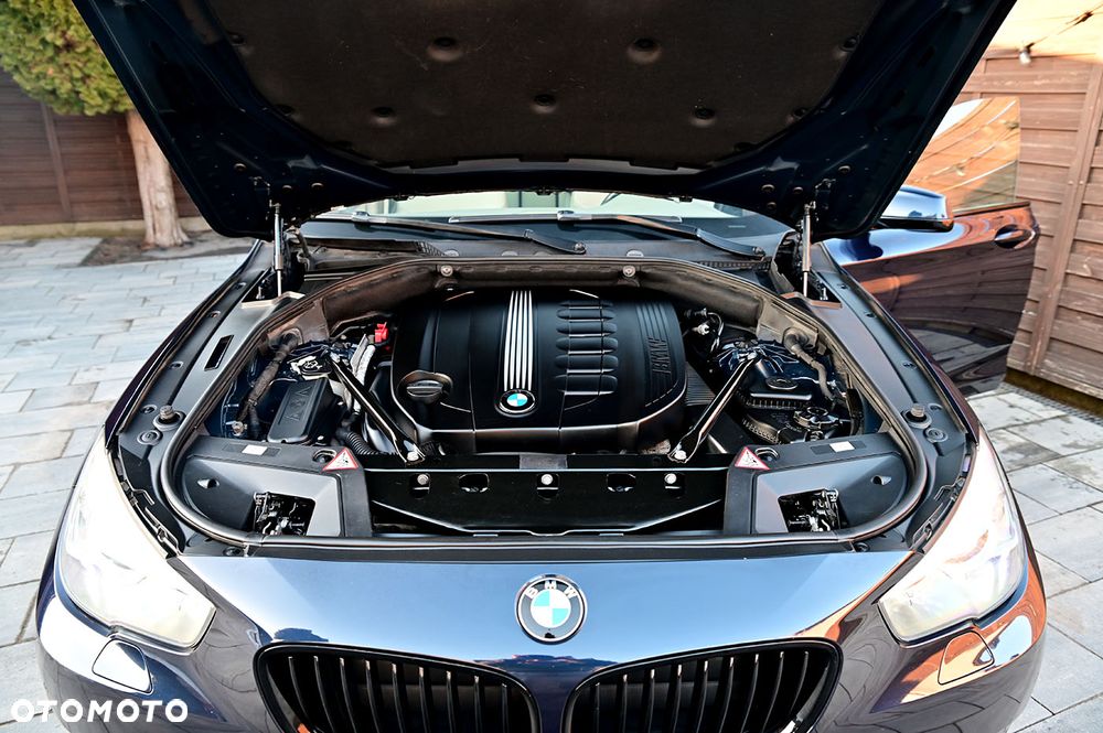 BMW Seria 5 530d xDrive - 34