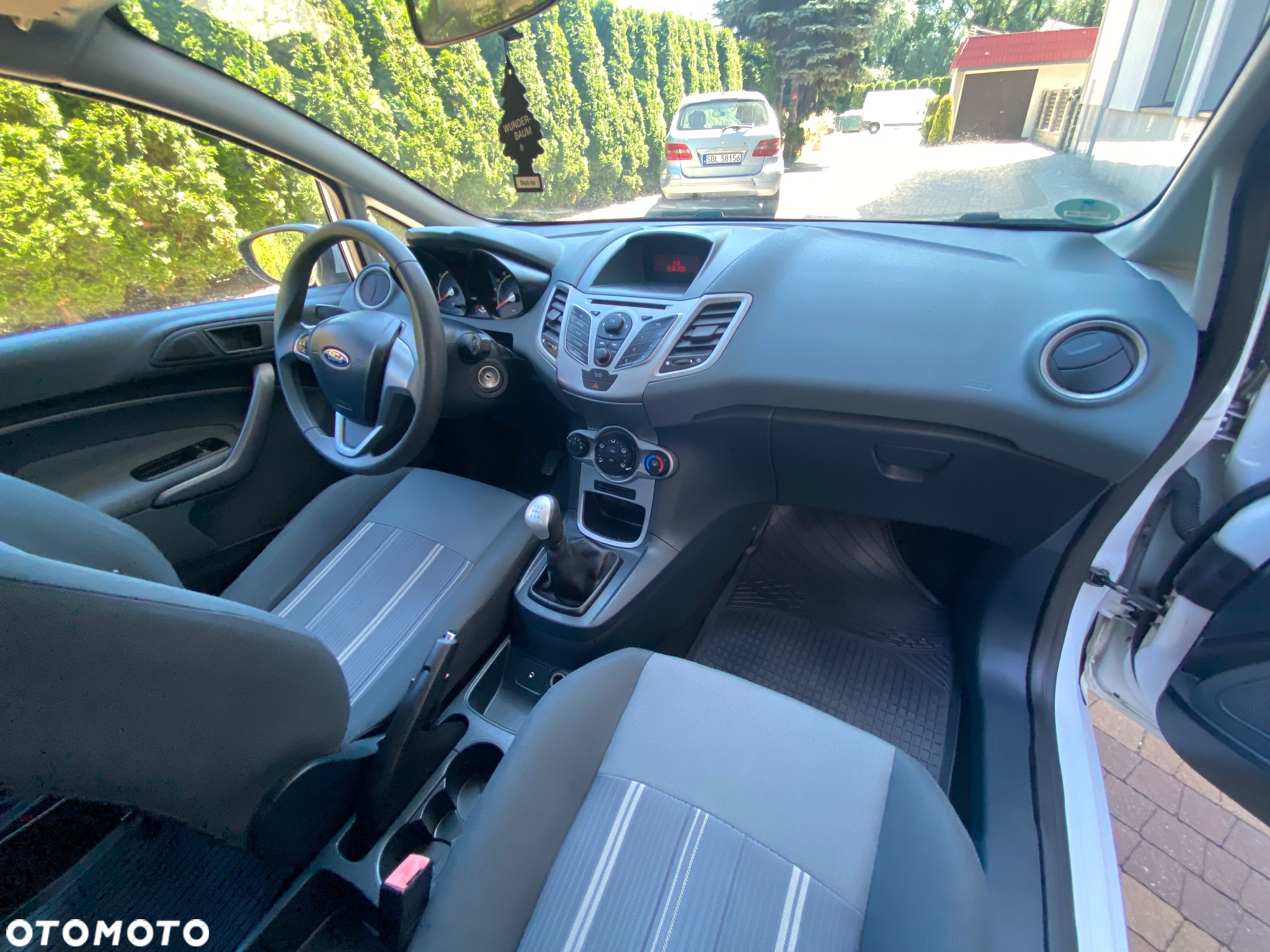 Ford Fiesta 1.25 Ambiente - 19