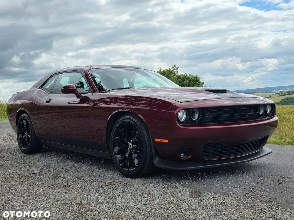 Dodge Challenger 5.7 R/T - 1