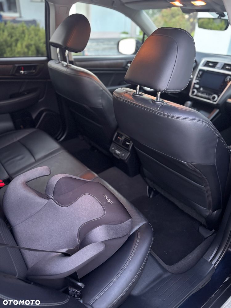 Subaru Legacy - 17