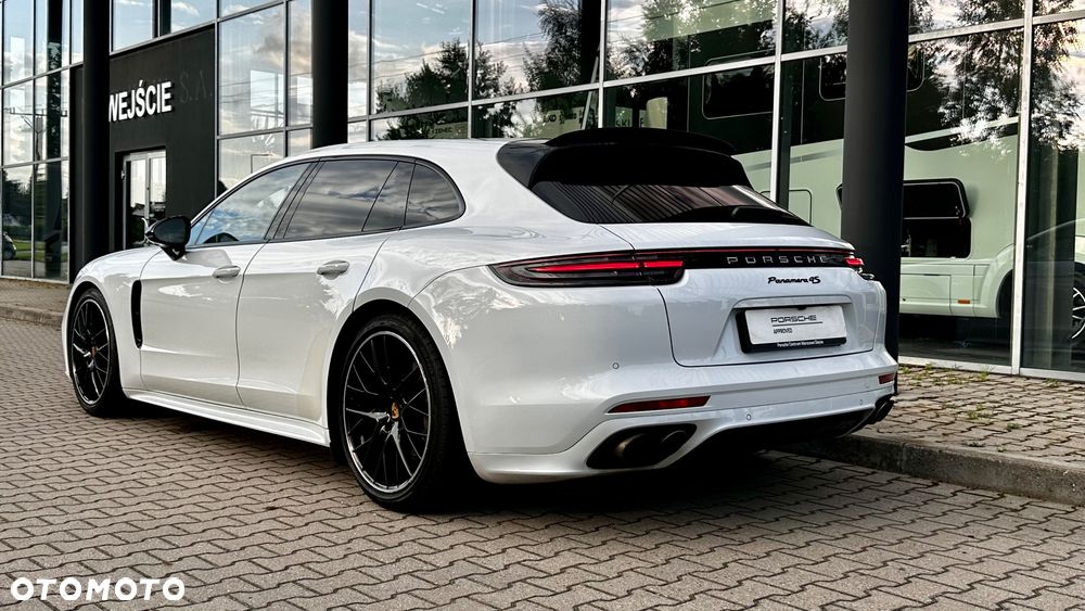 Porsche Panamera 4S Executive - 5