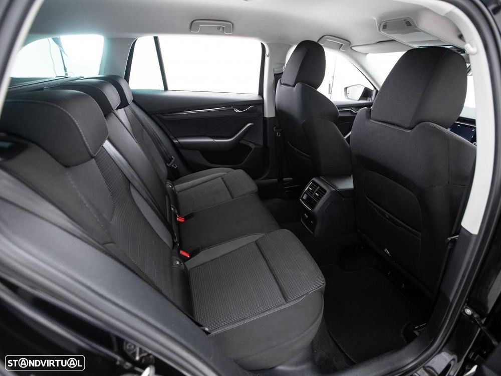 Skoda Octavia Break 2.0 TDI Sportline DSG - 12