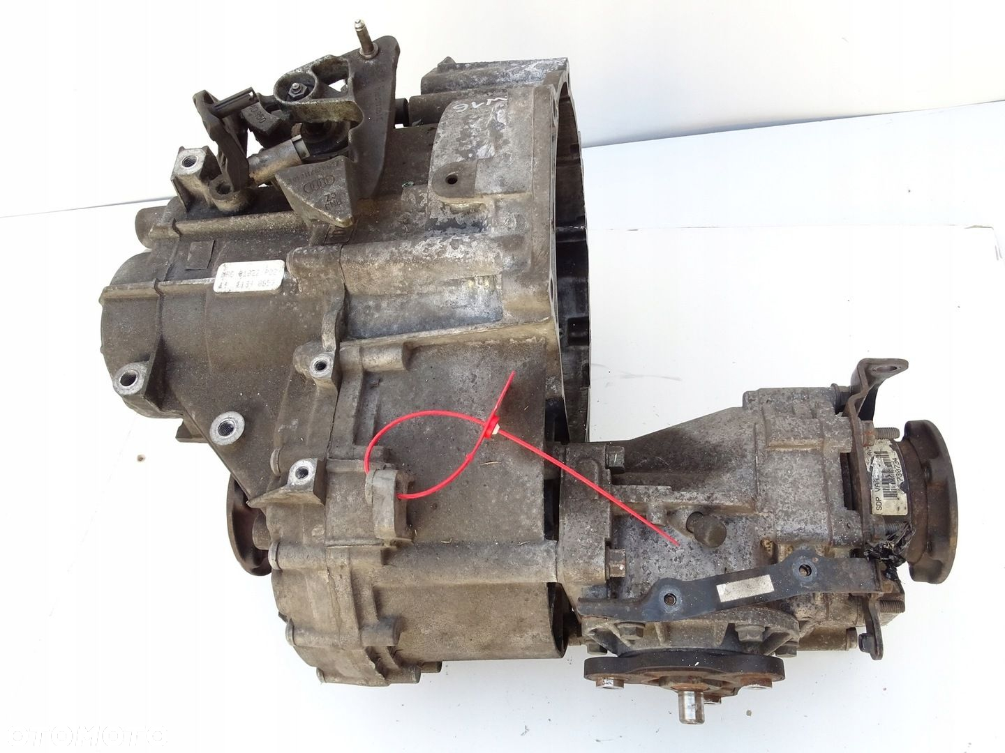 SKRZYNIA BIEGÓW MPG 2.0 TFSI QUATTRO MANUAL AUDI Q3 8U - 5