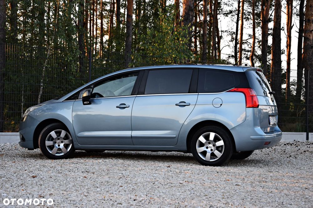 Peugeot 5008 - 21