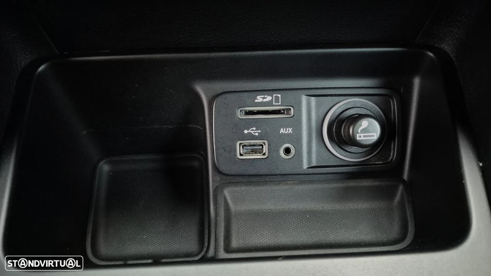 Jeep Cherokee 2.0 MJD Longitude - 27