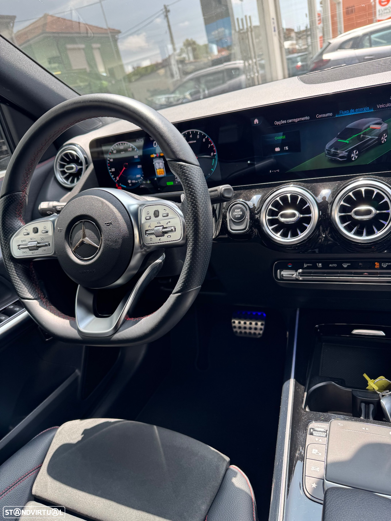 Mercedes-Benz GLA 250 e AMG Line - 13