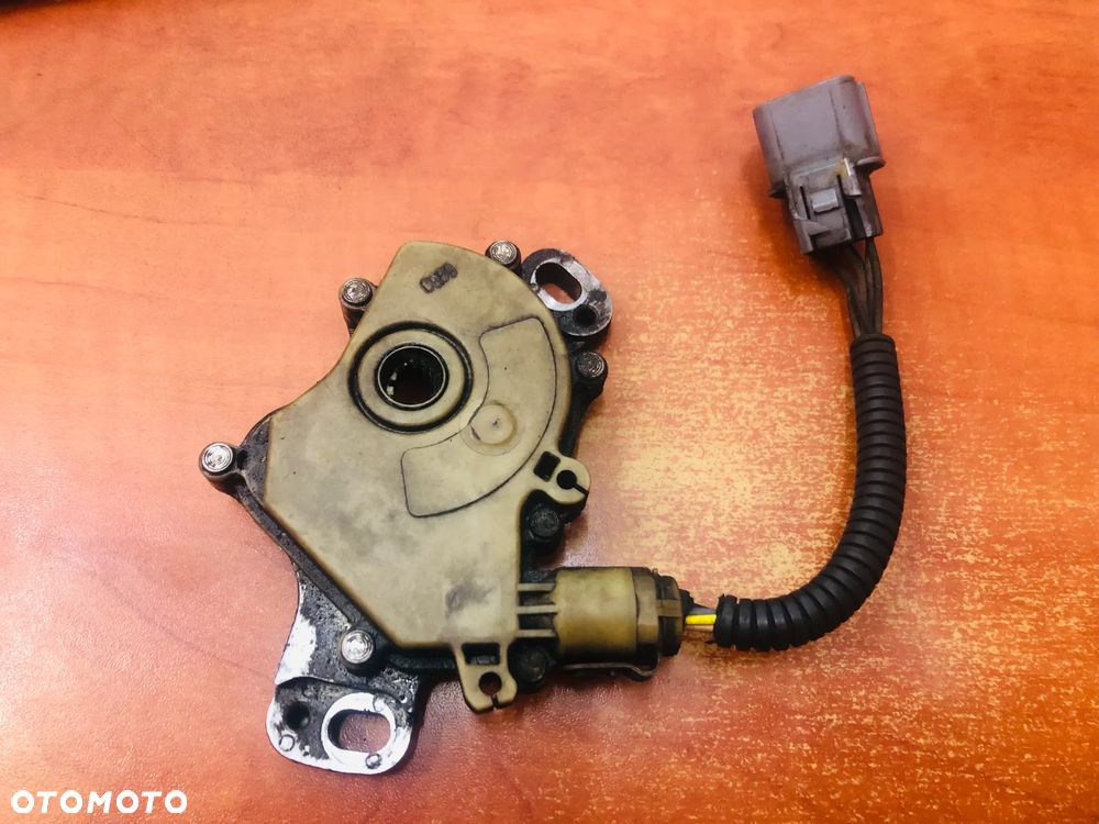 Pozycjoner automatycznej skrzyni biegów 0501211036 RANGE ROVER P38 2.5 D - 2