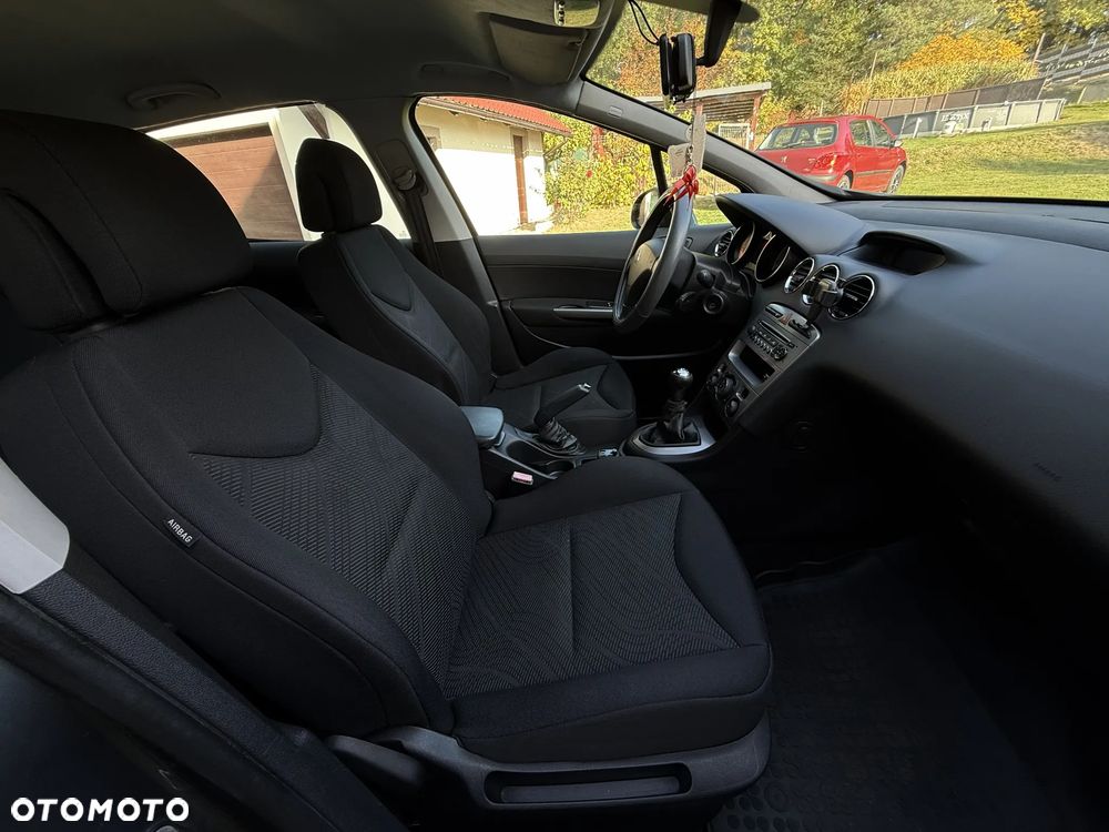 Peugeot 308 - 15