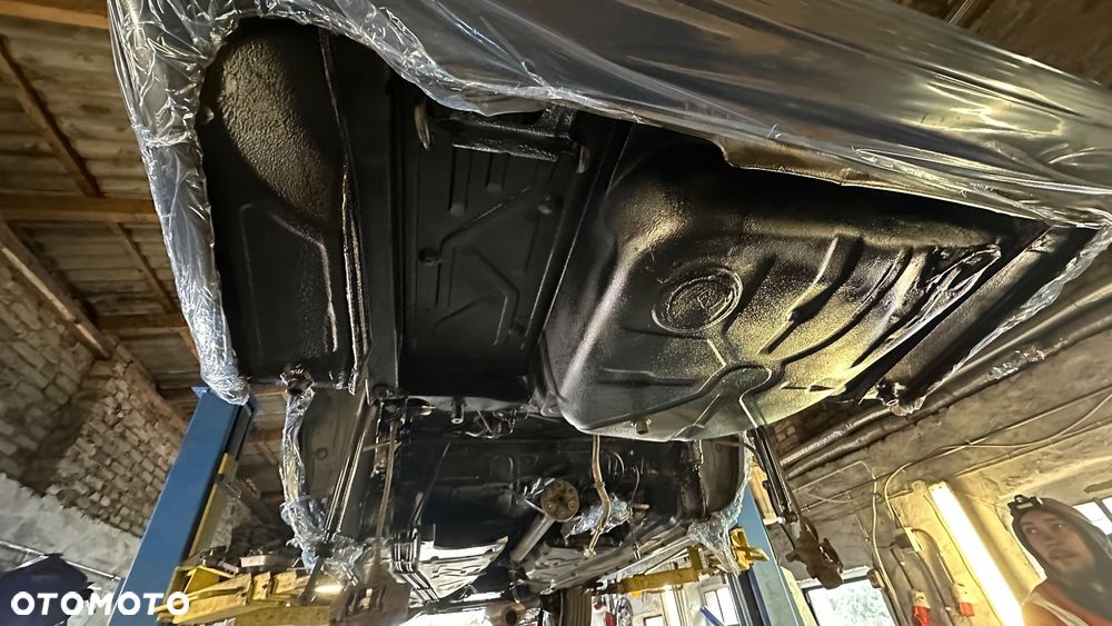 Mercedes-Benz W124 (1984-1993) - 34