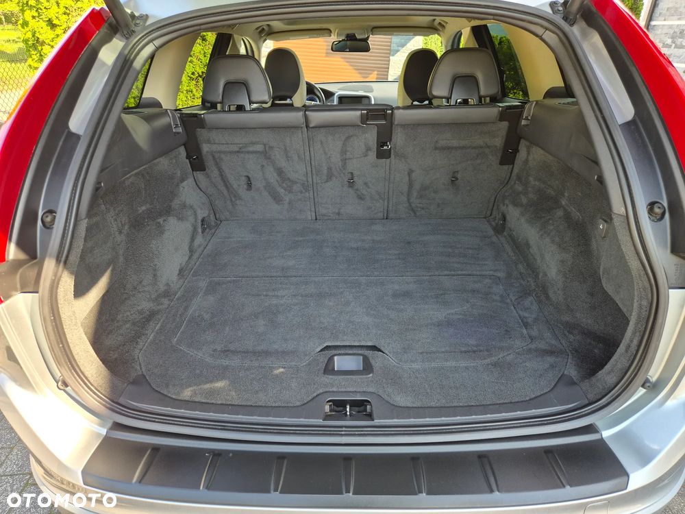 Volvo XC 60 T6 AWD R-Design - 34