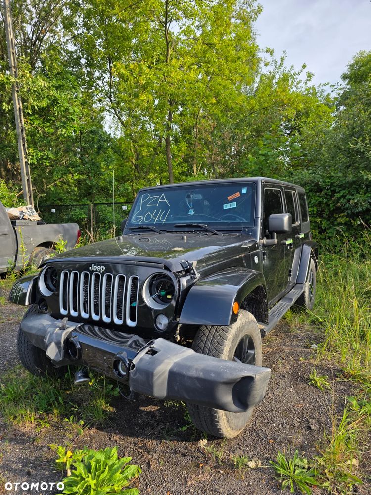 Jeep Wrangler 3.6 Unlim Sahara - 3