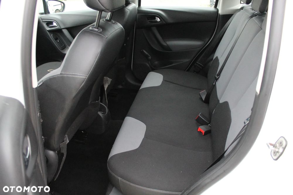 Citroën C3 1.2 PureTech Selection - 12