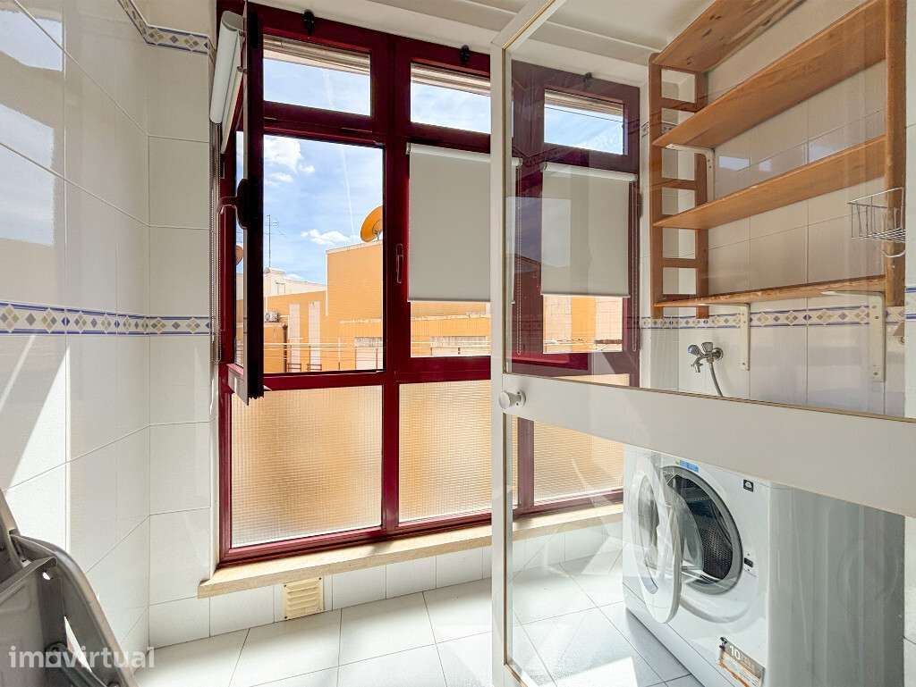 Apartamento T3 com garagem em zona de Celas - Grande imagem: 4/13