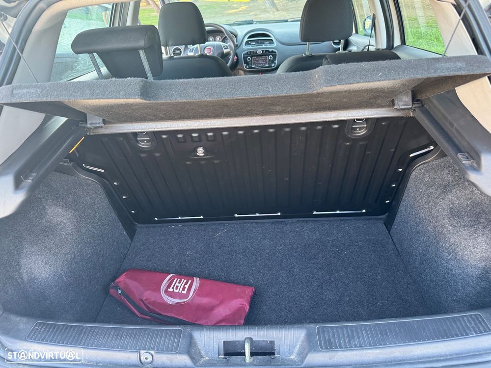 Fiat Punto 1.3 M-Jet Lounge S&S - 12