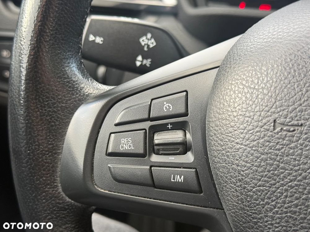 BMW X1 - 20
