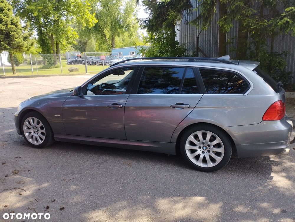 BMW Seria 3 318d DPF Edition Sport - 10