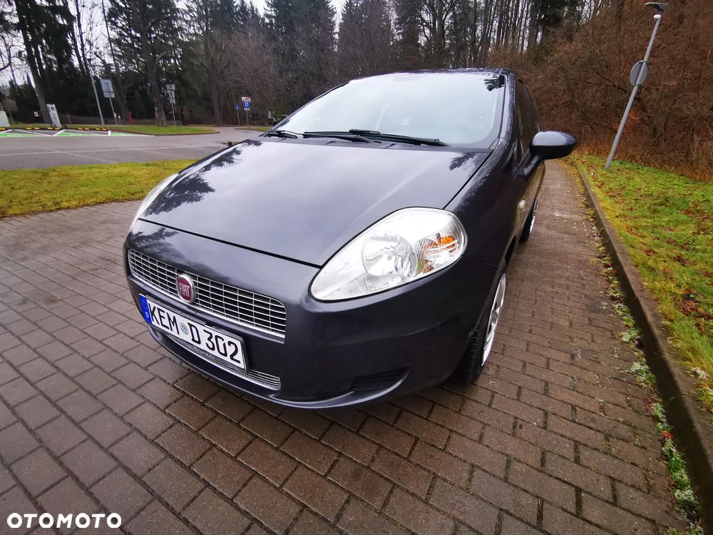 Fiat Grande Punto 1.4 8V Dualogic Dynamic - 1