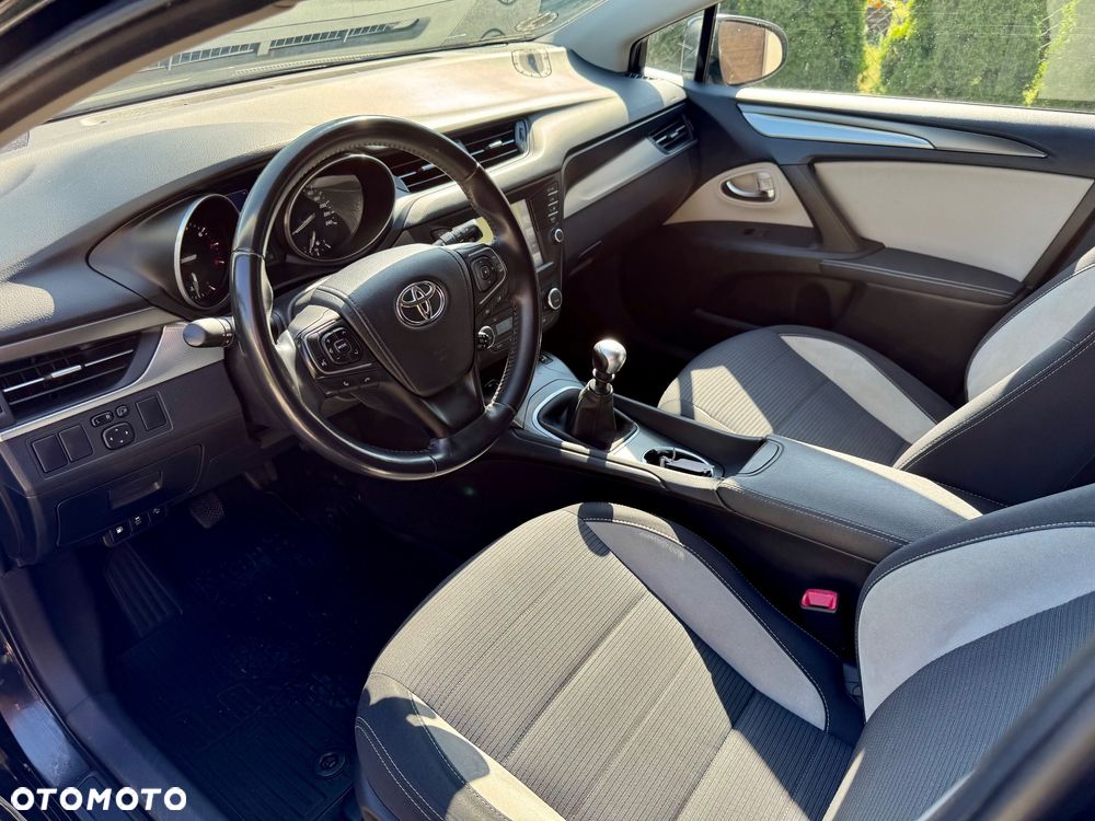 Toyota Avensis Touring Sports 1.8 Edition S+ - 14