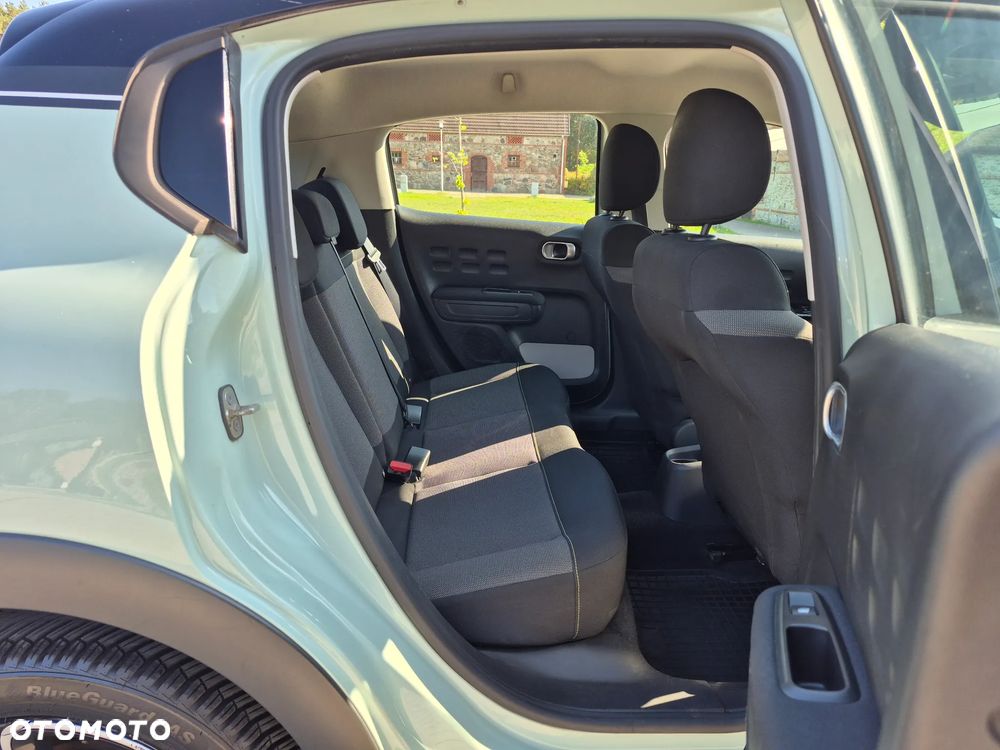 Citroën C3 1.2 PureTech Shine - 23