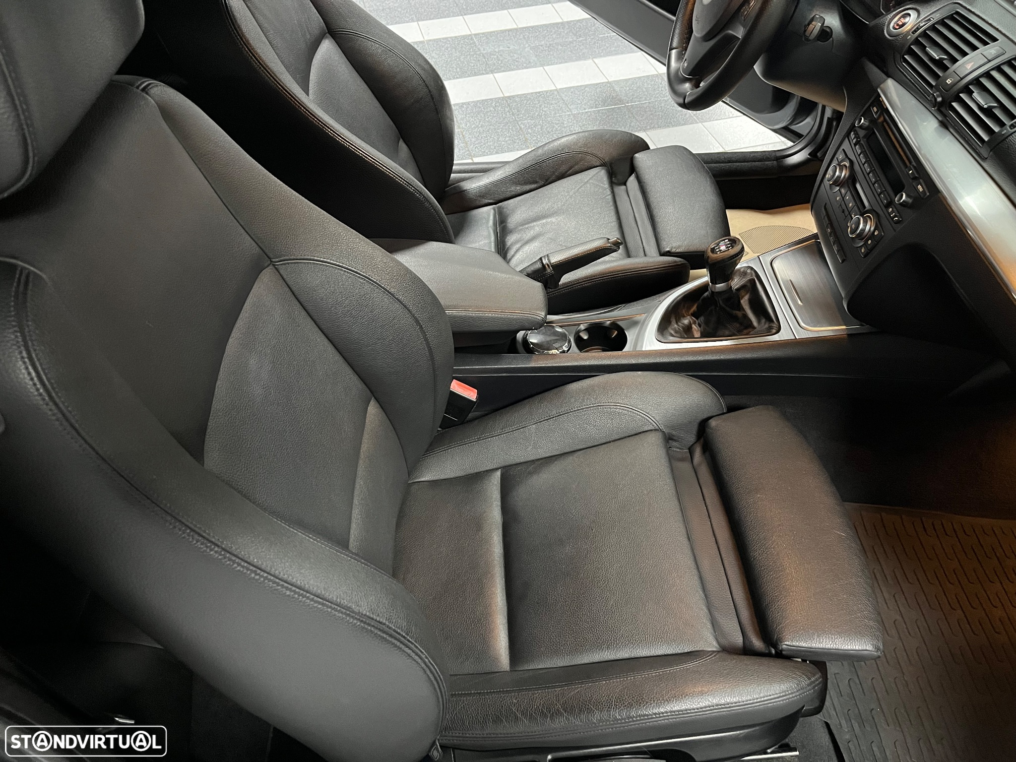 BMW 118 d Cabrio Limited Edition Lifestyle c/ M Sport Pack - 22