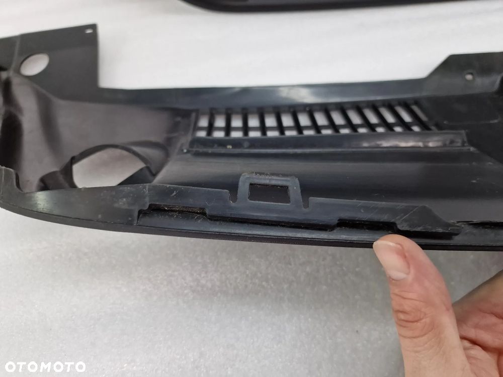 VW BEETLE 5C5 10- OSŁONA / NAKŁADKA PASA PRZEDNIEGO PRZÓD , N R5C5853655A , NR AUKCJI OP54 - 13