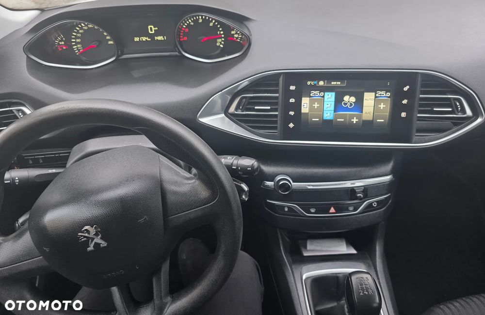 Peugeot 308 - 5