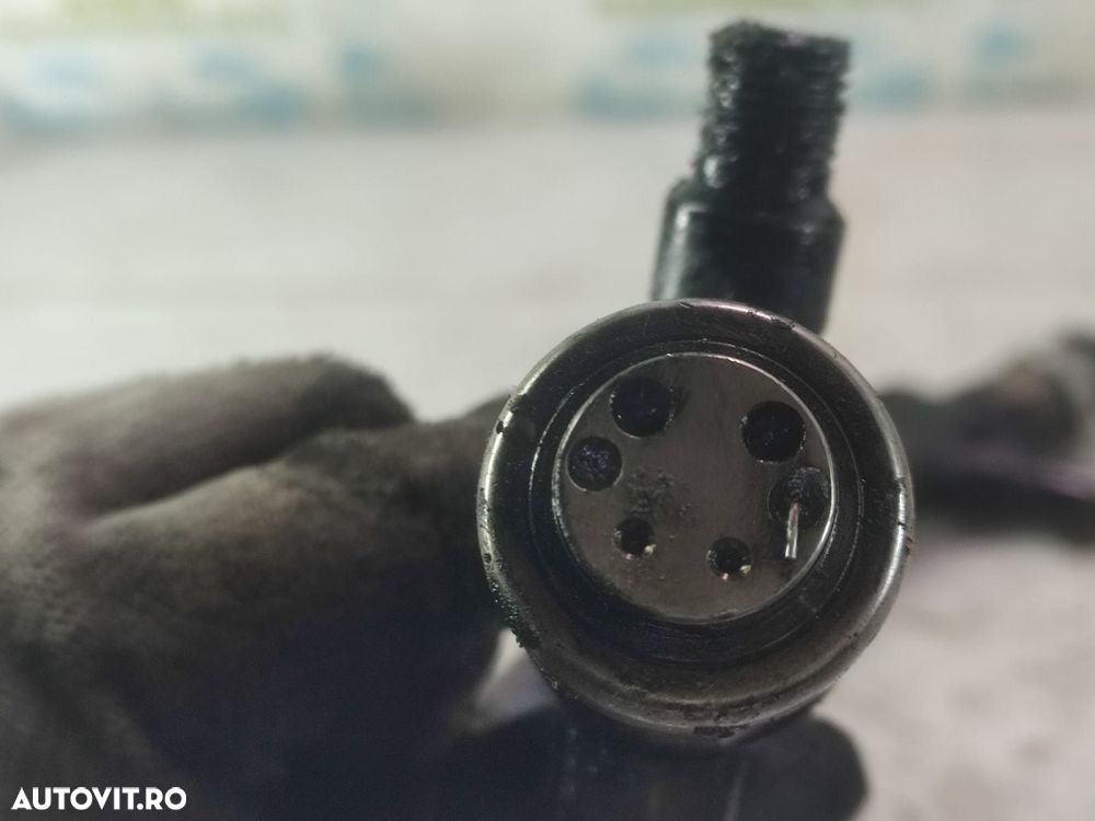 Injector 23670-0R170  2.2 d-4d 2ADFTV Toyota RAV4 3 (XA30) [2005 - 20 - 4