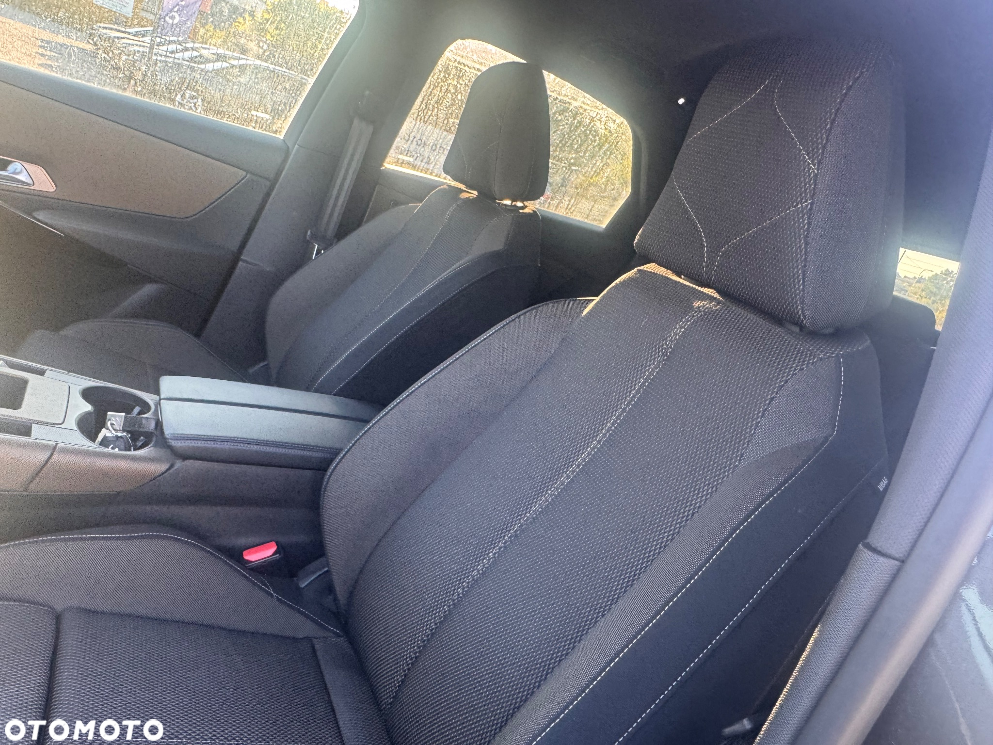 DS Automobiles DS 7 Crossback 1.5 BlueHDi Bastille - 28