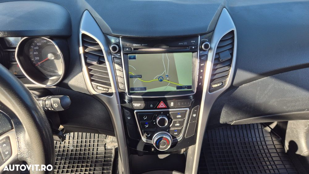 Hyundai i30 i30cw 1.4 CRDi Classic - 13