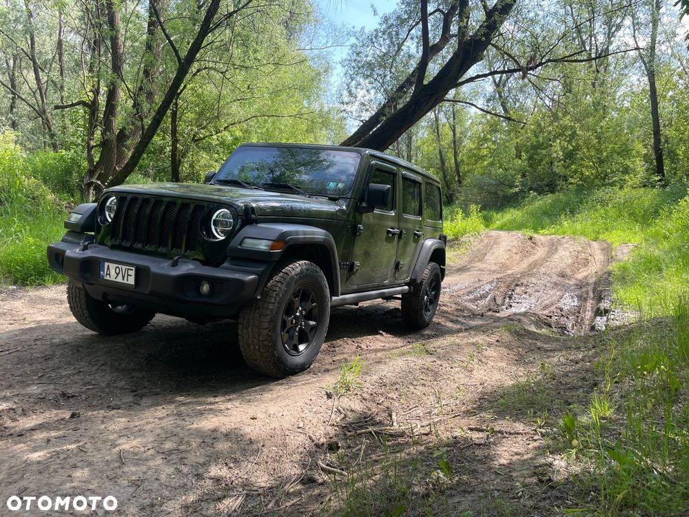 Jeep Wrangler - 2