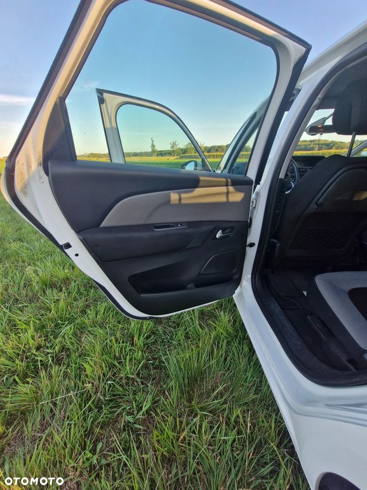 Citroën C4 Picasso - 19
