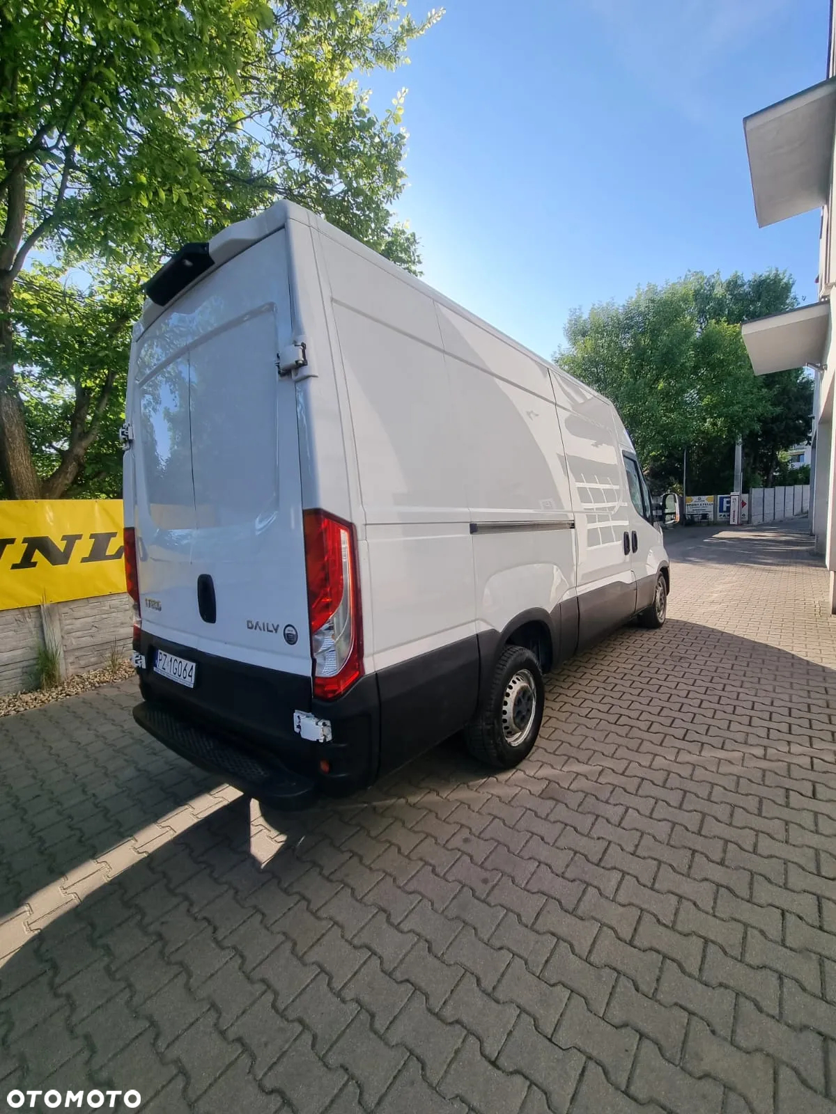 Iveco DAILY 35S15 - 21