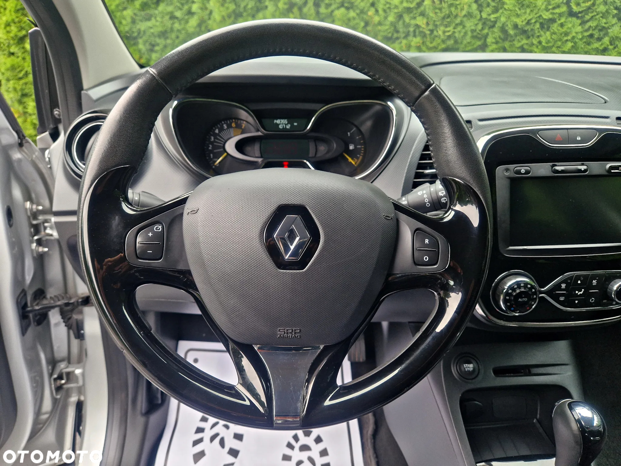 Renault Captur - 26
