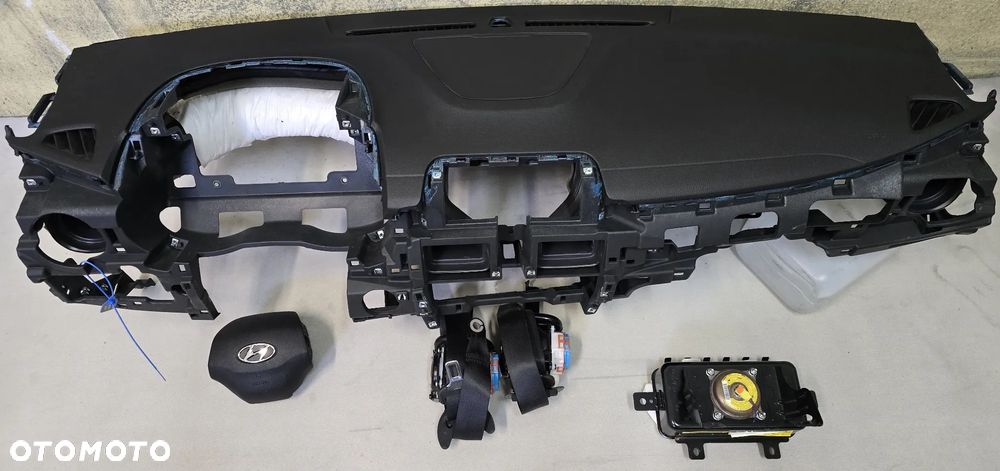 HYUNDAI KONA DESKA KONSOLA PODUSZKI PASY - 1