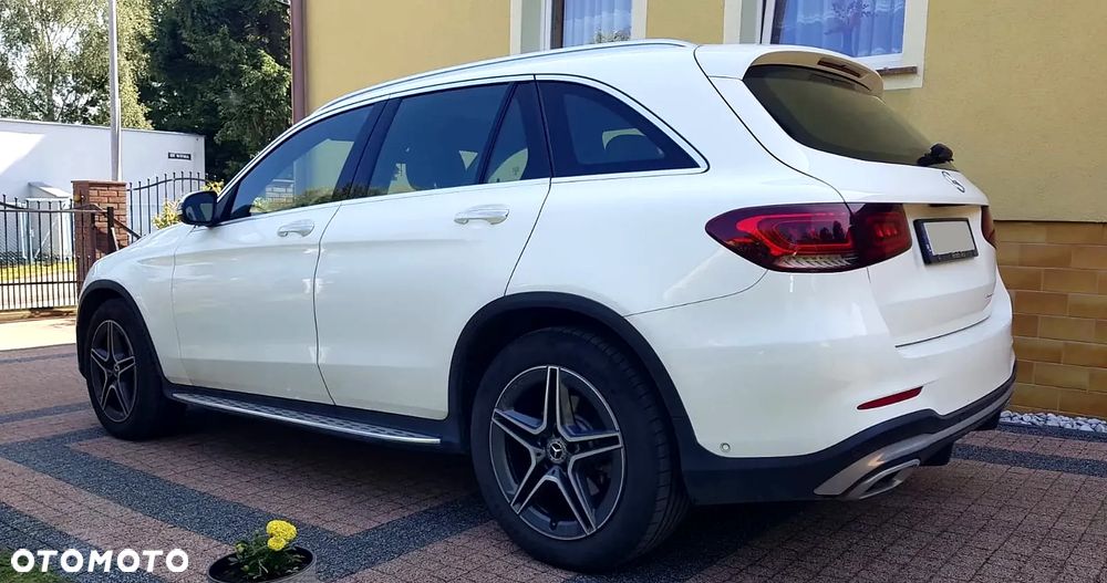 Mercedes-Benz GLC 220 d 4Matic 9G-TRONIC AMG Line - 5