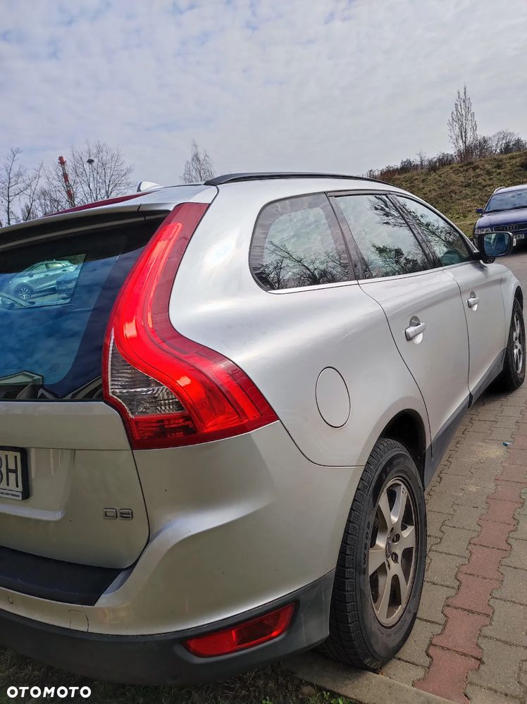 Volvo XC 60 D3 AWD Kinetic - 3