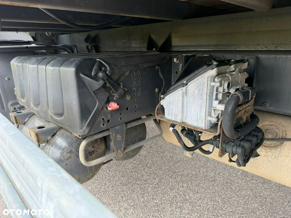 Renault MIDLUM 220 DXI  3 miejsca siedzące  , EURO 5 - 32