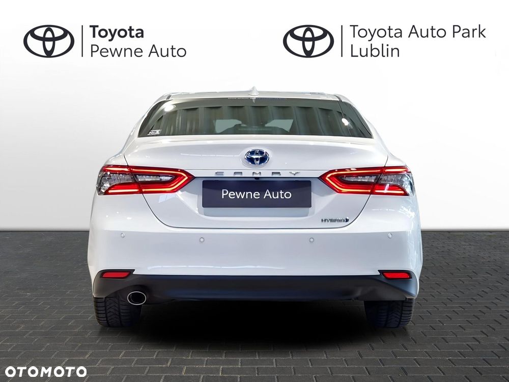 Toyota Camry 2.5 Hybrid Executive CVT - 4