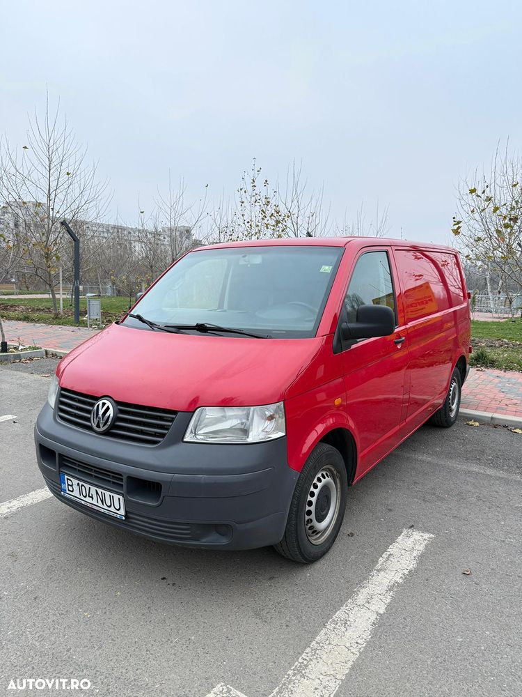 Volkswagen Transporter - 1
