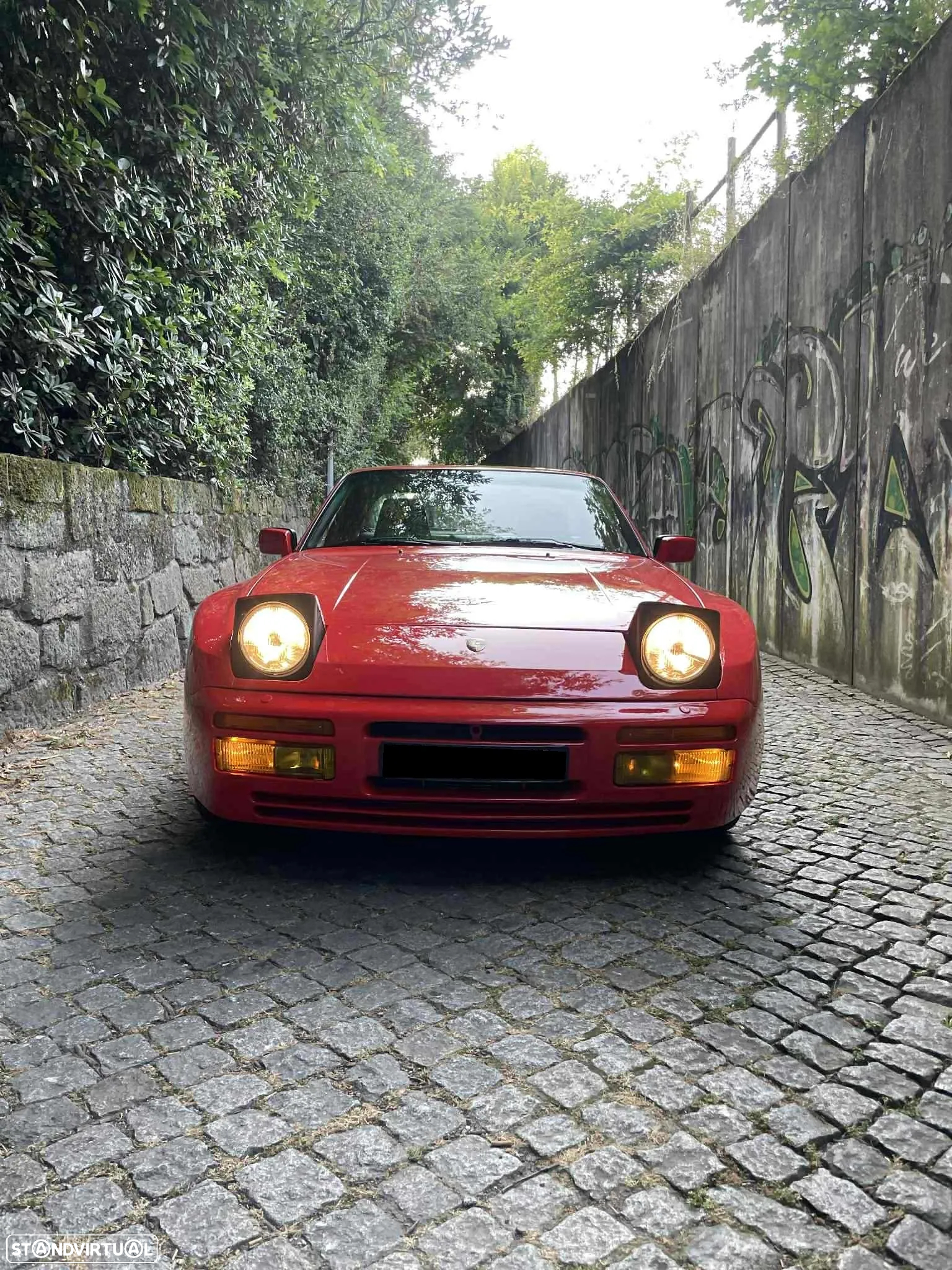 Porsche 944 Turbo - 31